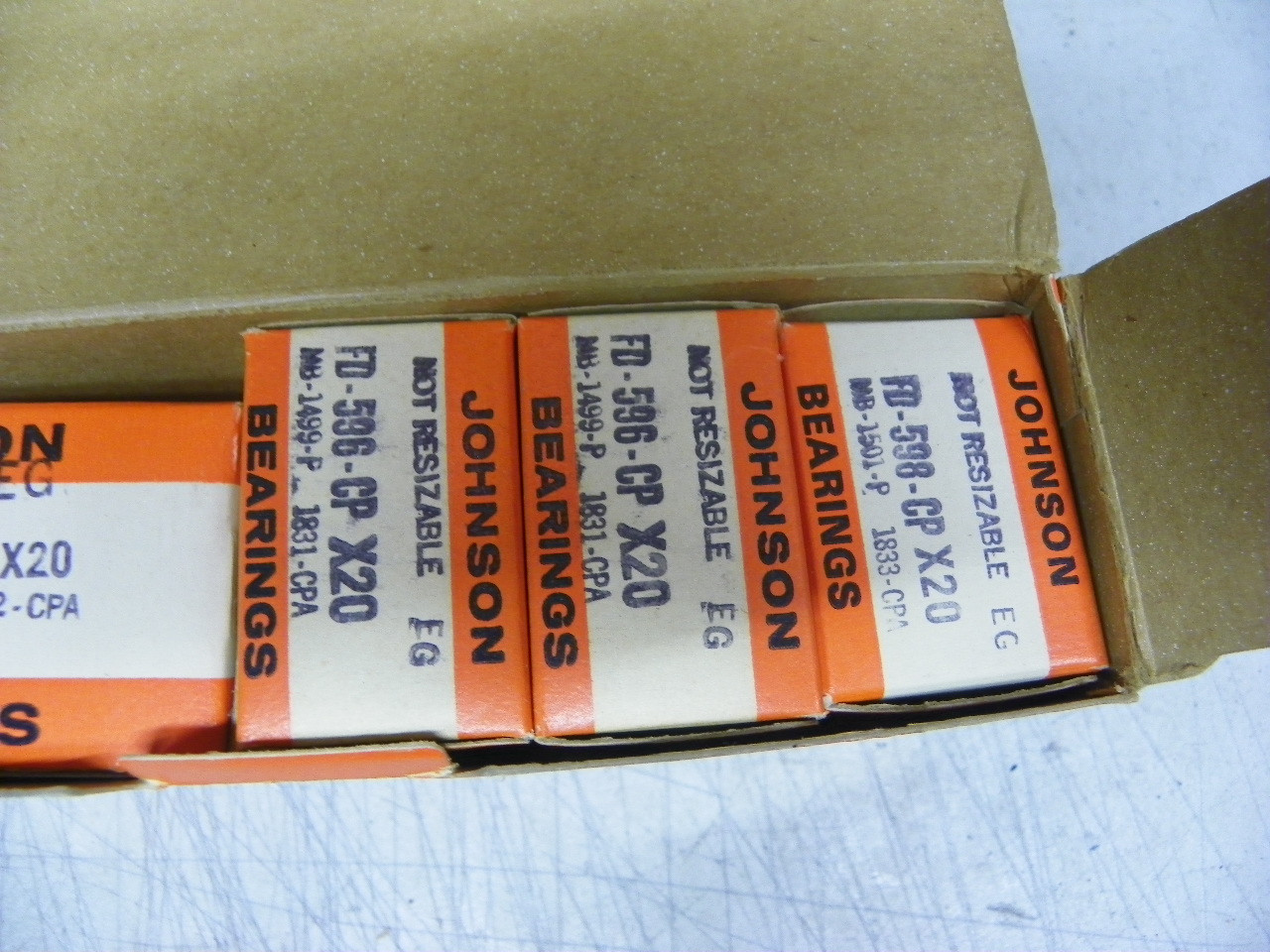 SET-84 X20 Johnson Engine Bearings