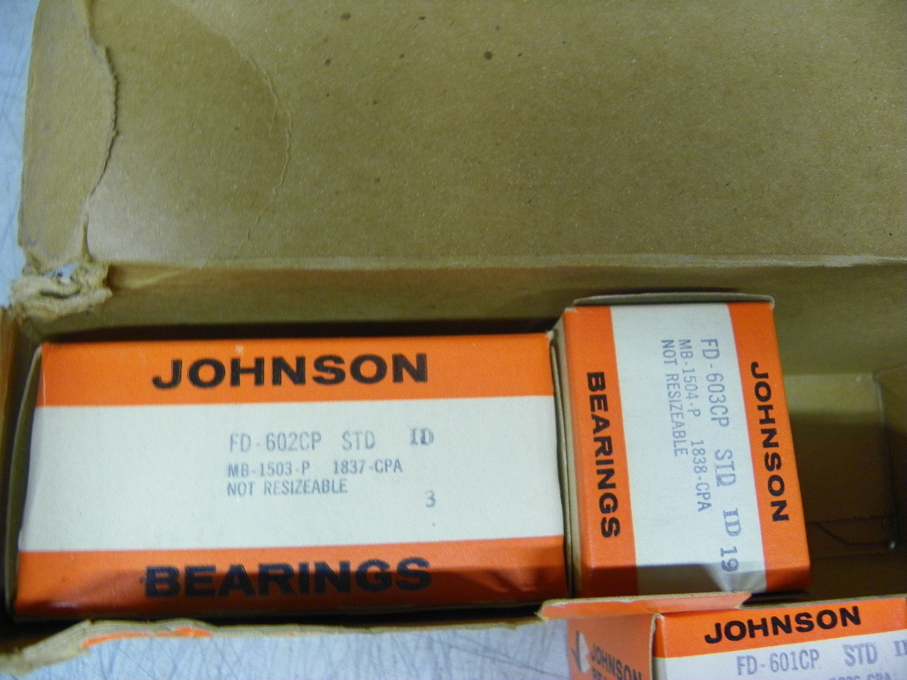 Johnson SET-85 STD Main Bearing Set for 1952-1963 Ford, Lincoln, and Mercury Heavy Duty V8 restoration