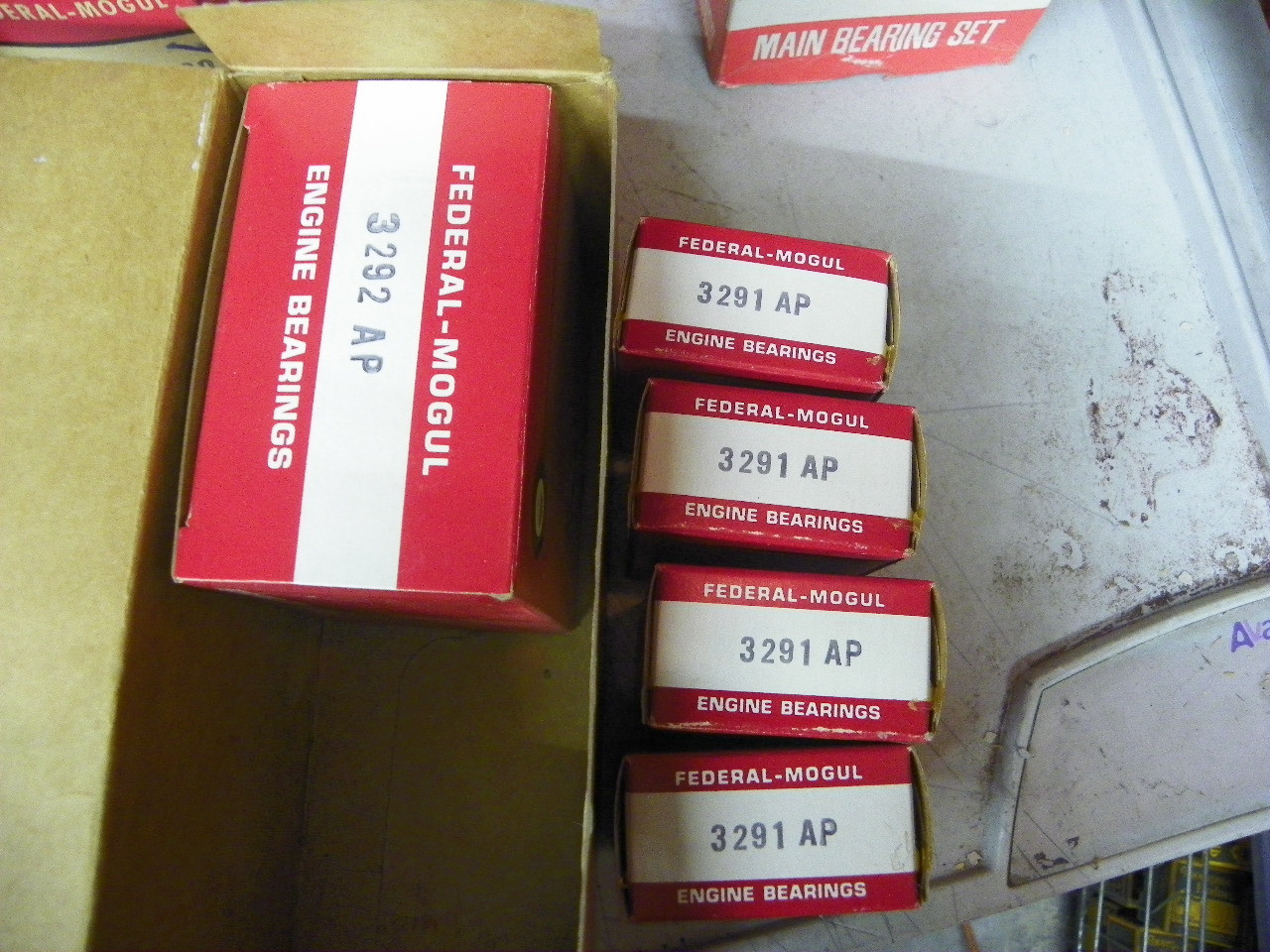 Federal Mogul 4929M Main Bearing Set for 1965-1982 Chevrolet Big Block 396 427 454 V8 restoration.