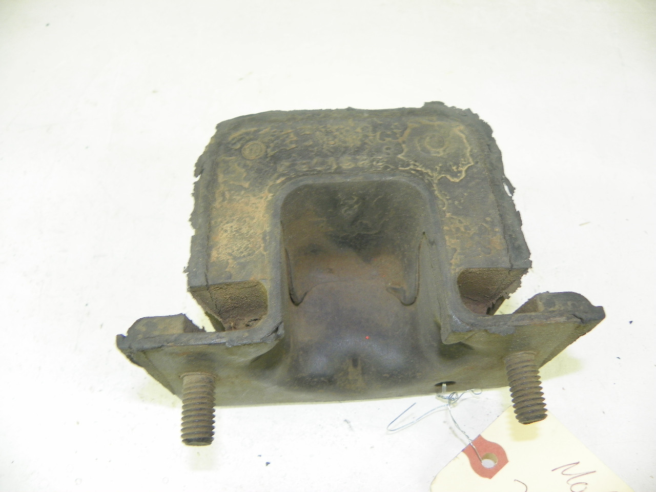 Mopar 2231783 Motor Mount for 1963-1968 Dodge Truck 170 225 Slant 6 restoration