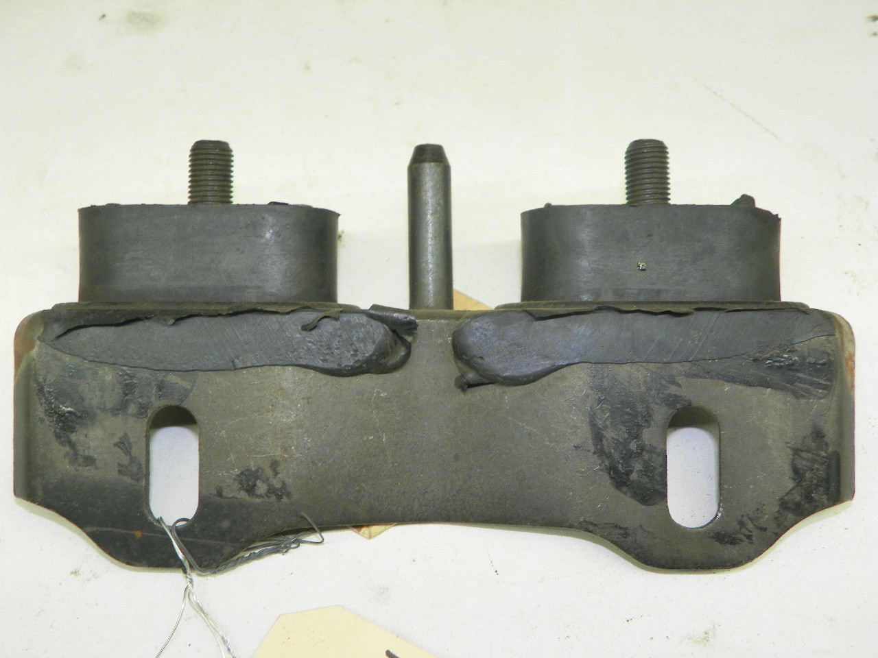 OEM 573543 Drive Shaft Center Support and Bearing Cushion for 1958-1960 Oldsmobile restoration.