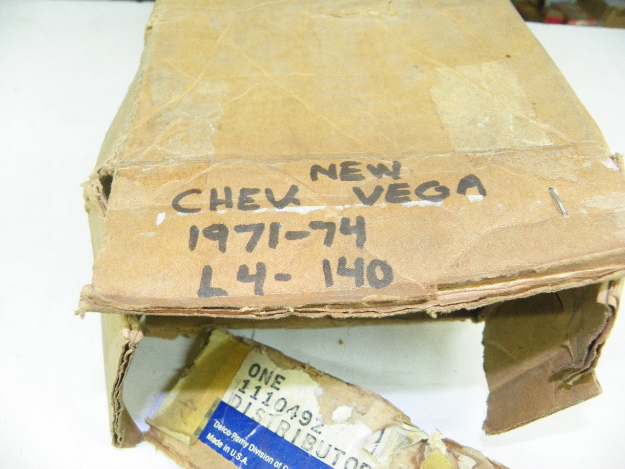 Vintage NOS Delco Remy 1110492 Ignition Distributor for 1971-1974 Chevrolet Vega