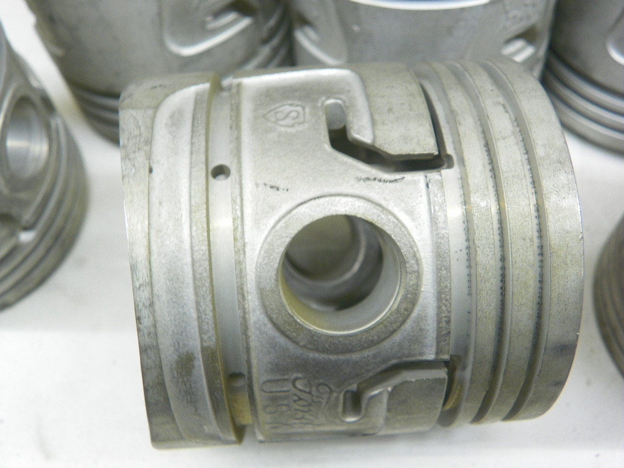 Vintage NOS Ford 01T-6110-E Aluminum Dome Top Pistons .030 Oversize for Flathead V8