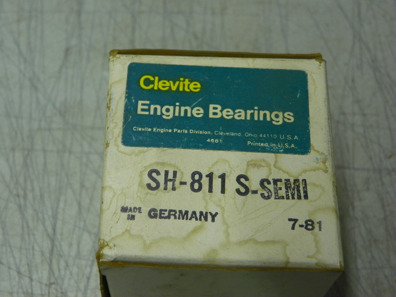 Clevite SH-811 S-SEMI Intermediate Shaft Cam Bearing Set for 1974-1999 Volkswagen Audi restoration.
