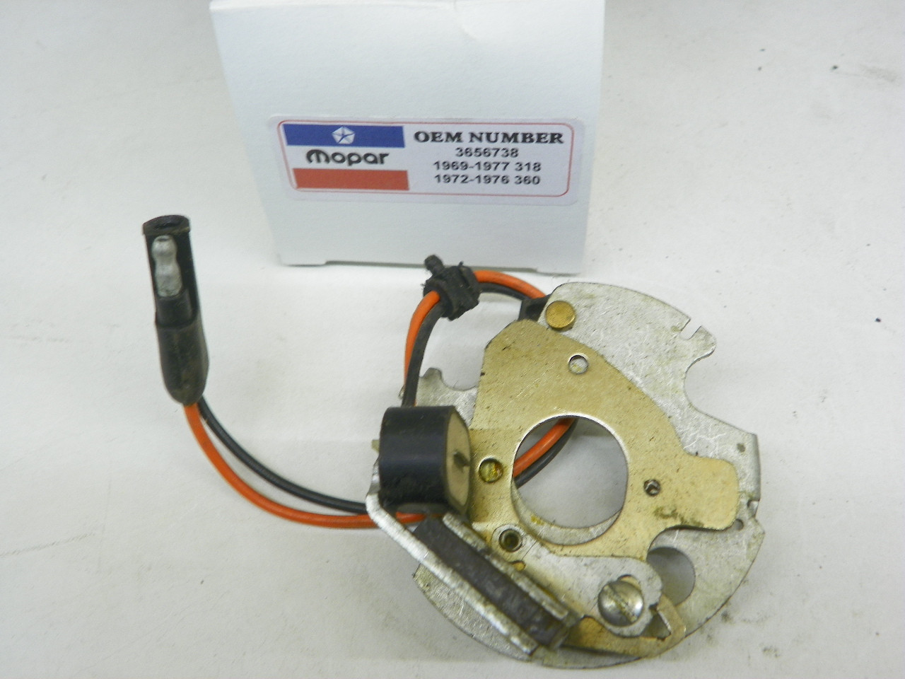 Mopar 3656738 Ignition Pickup for 1969-1977 318 and 1972-1976 360 restoration. - Image 1