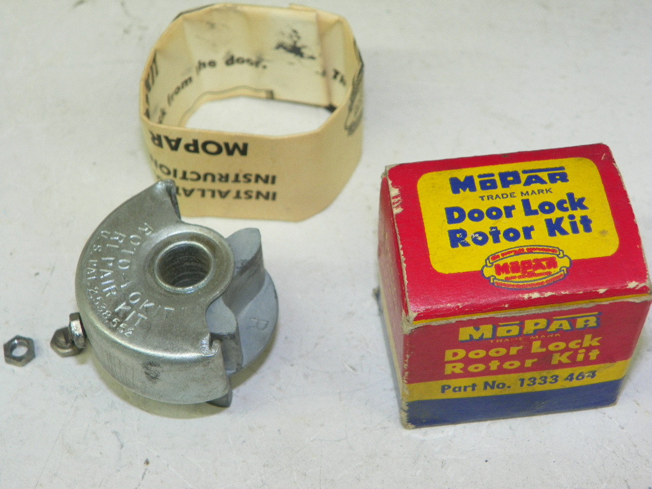 Mopar 1333464 Door Lock Rotor Kit for 1941-1948 Dodge DeSoto Chrysler restoration. - Image 1