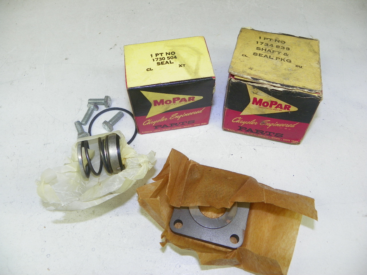 Mopar 1734838 Shaft & Seal Package for Chrysler Dodge Plymouth restoration. - Image 1