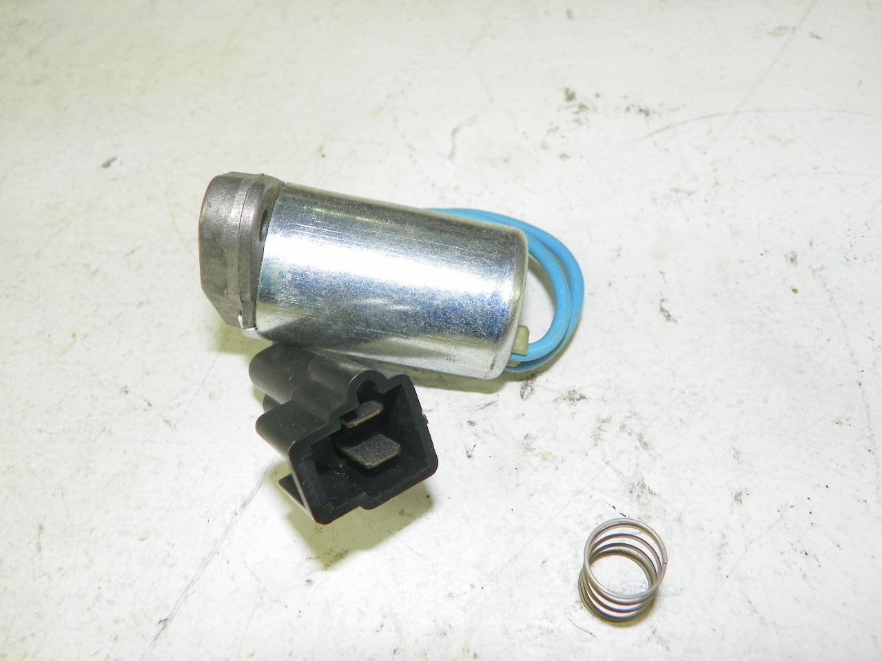 Mopar C3940189 Solenoid Pulsing Assy for 1982-84 Dodge Chrysler 318 restoration. - Image 3