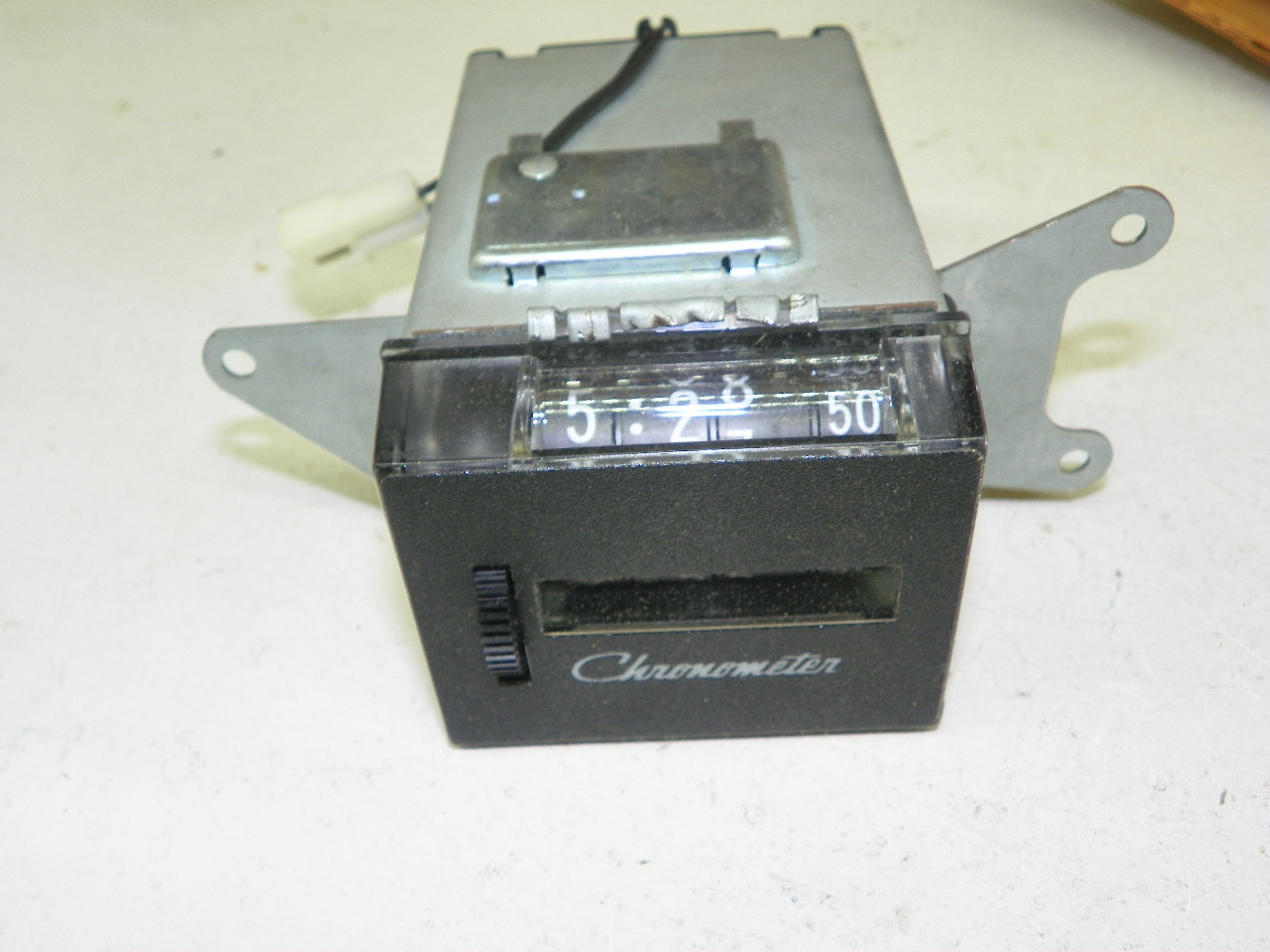 Mopar 3592616 Electronic Chronometer for 1974-1975 Fury Gran Monaco restoration. - Image 4
