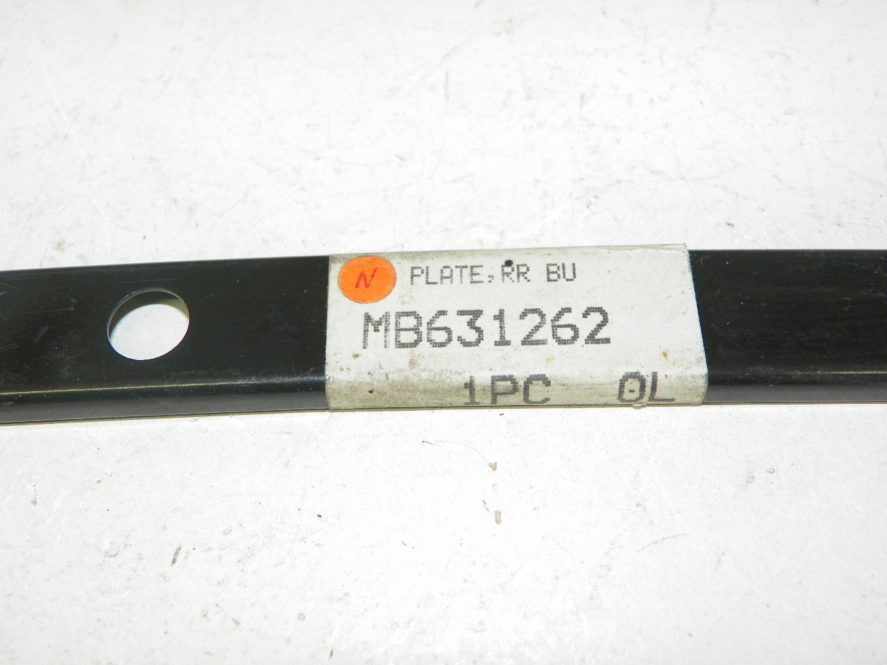 Mitsubishi MB631262 Rear Bumper Plate for restoration - Image 2