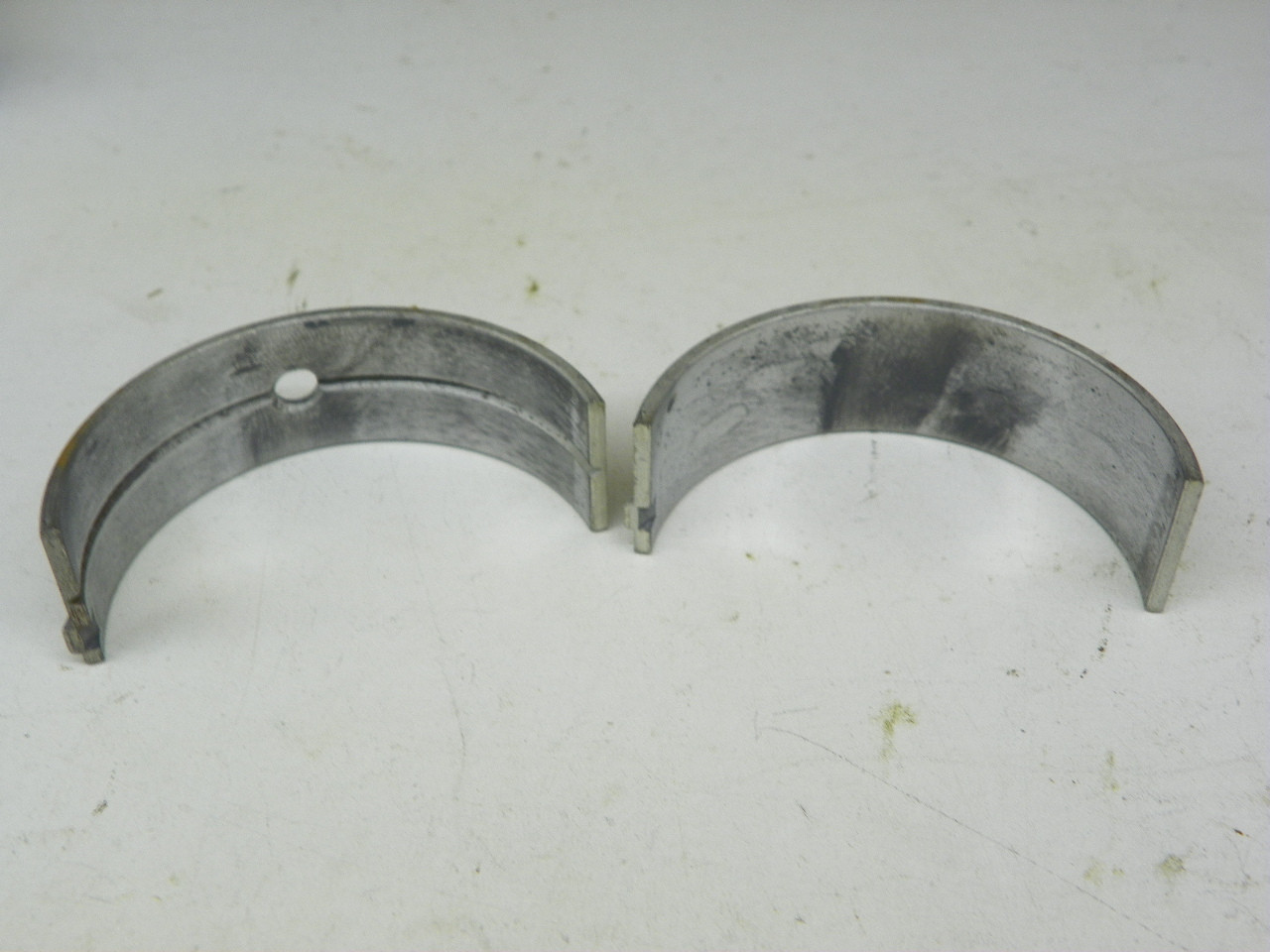 Chrysler 2084833 Main Bearing for 1959-1974 Mopar restoration - Image 3