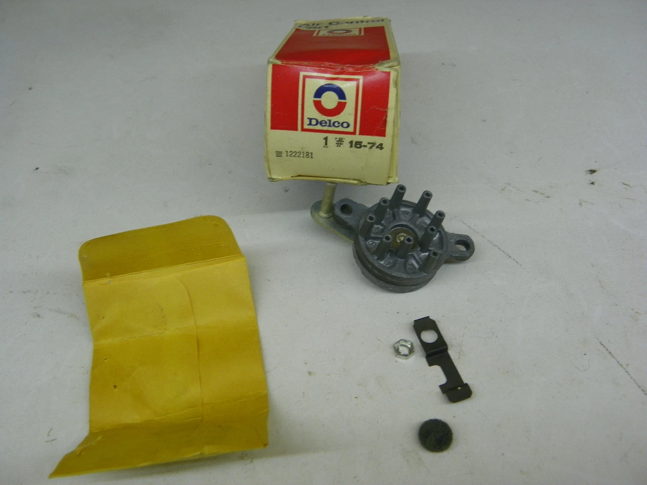 Delco 1222181 Air Control Valve for restoration. - Image 1