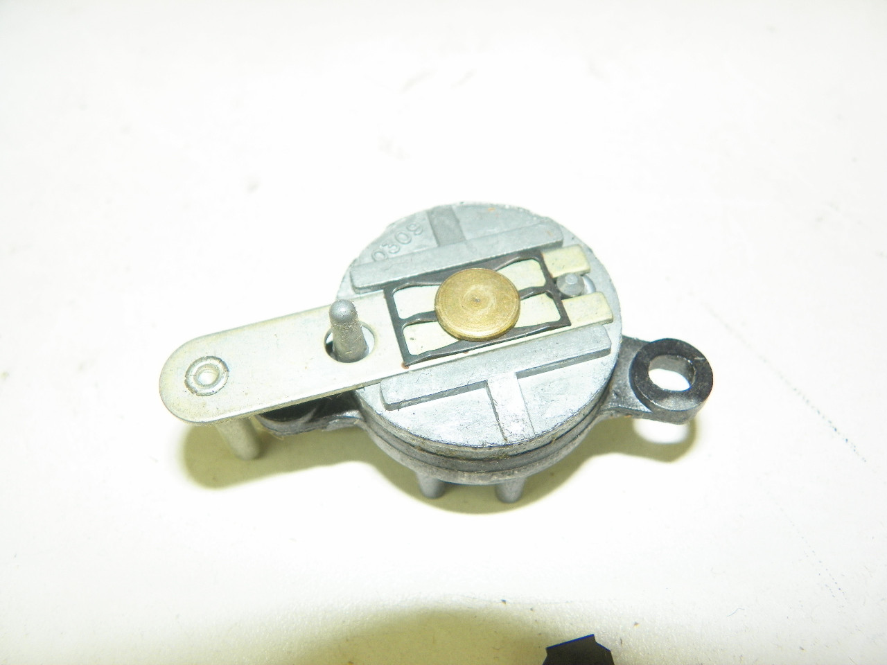 Delco 1222181 Air Control Valve for restoration. - Image 6