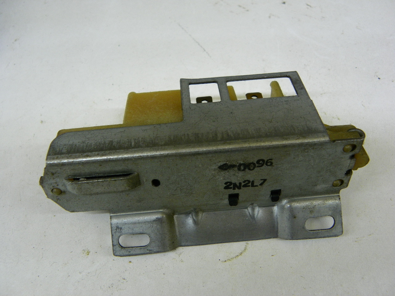 Delco Remy D1423A Ignition Switch for 1970-76 AMC and 1973-76 Chevy Truck restoration - Image 3