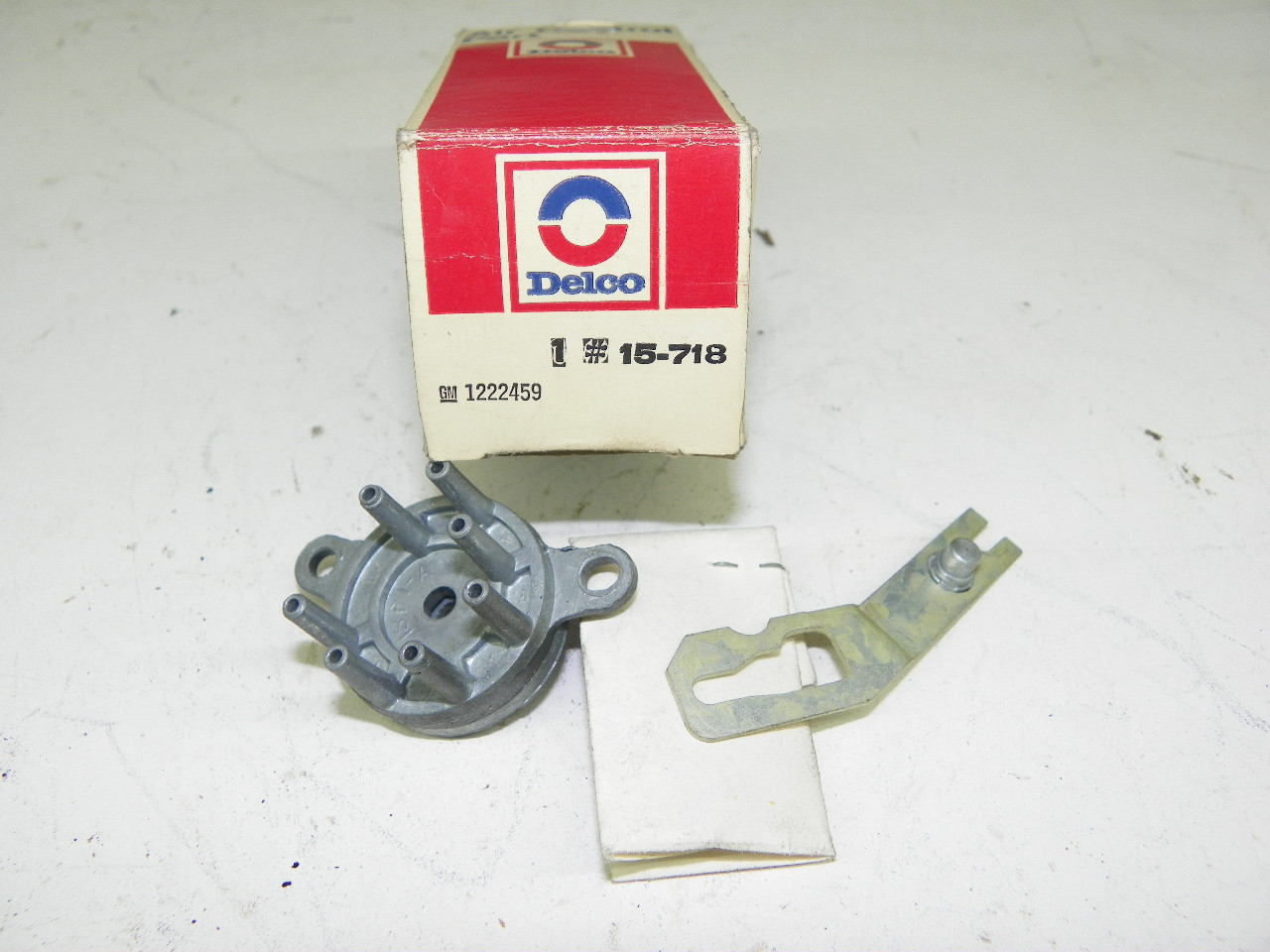 Delco 1222459 Vacuum Valve for GM restoration. - Image 1