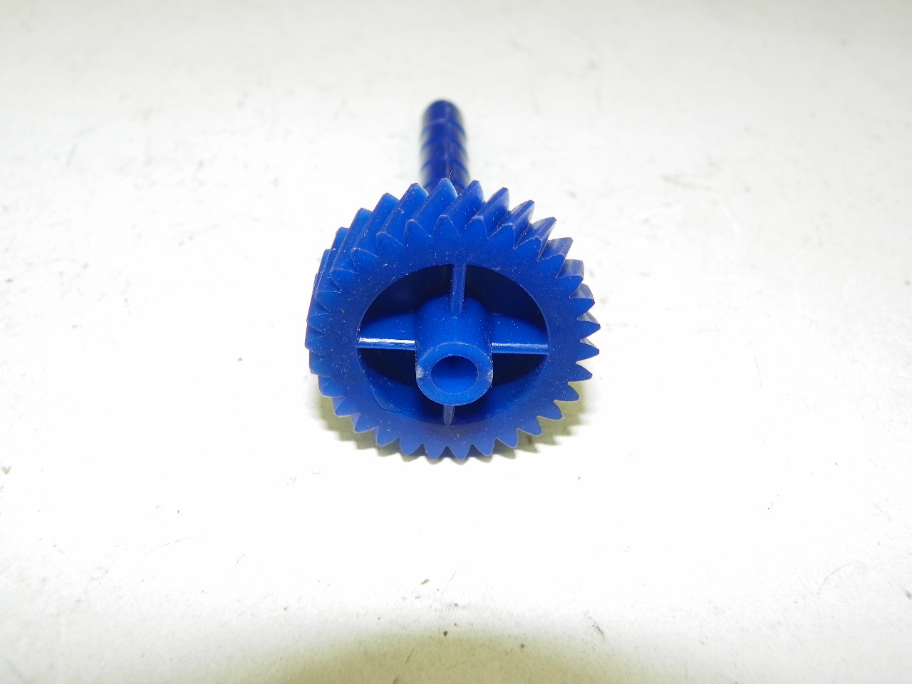 GM 4644847 Speedometer Gear for restoration - Image 4