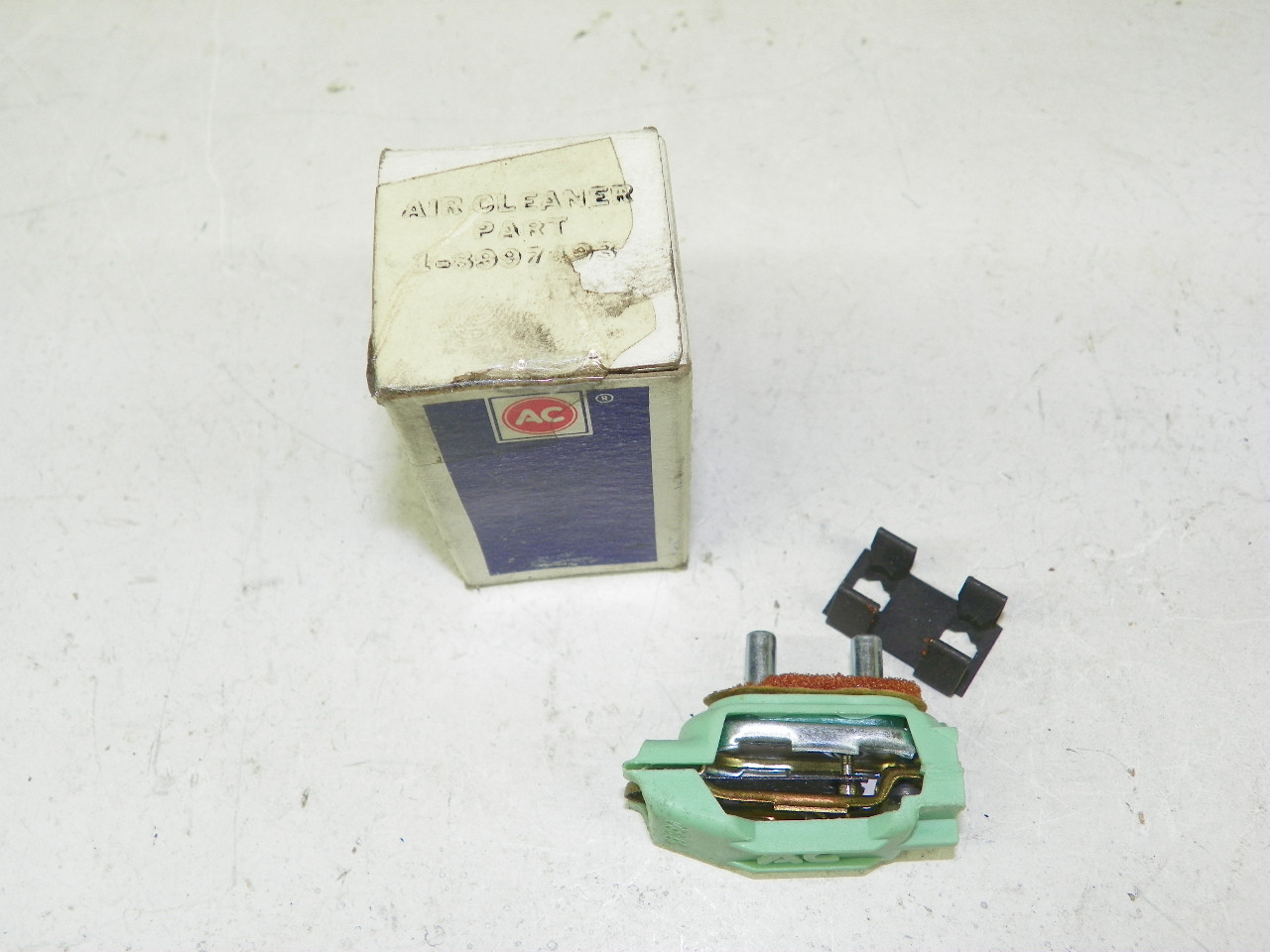 ACDelco 8997493 Air Cleaner Temp Sensor for GM Truck C/K S10 Cadillac restoration. - Image 1