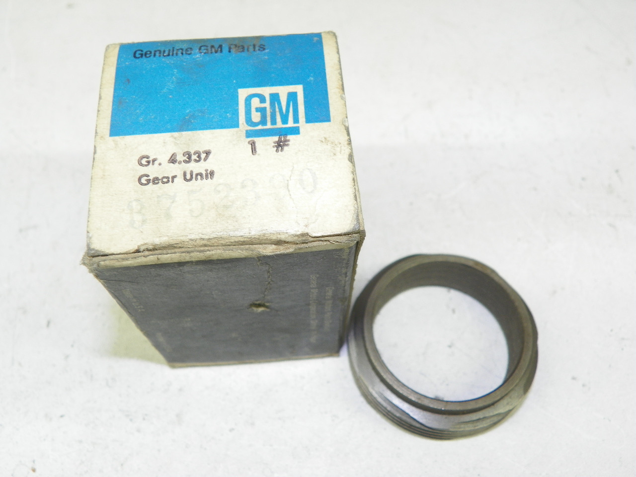 GM 3752390 Gear Unit for restoration. - Image 1