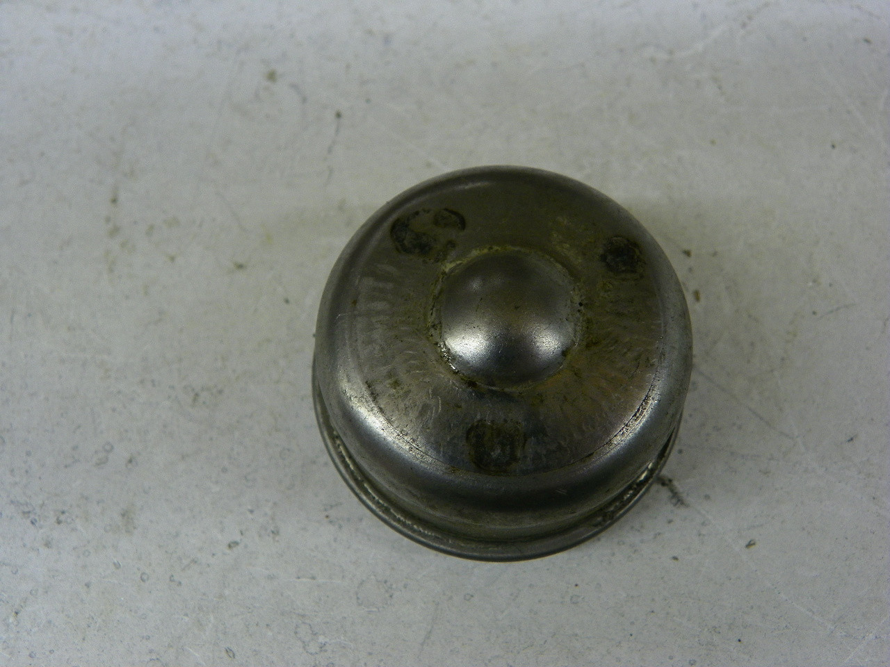 GM 3858811 Grease Cup for speedometer drive restoration. - Image 3