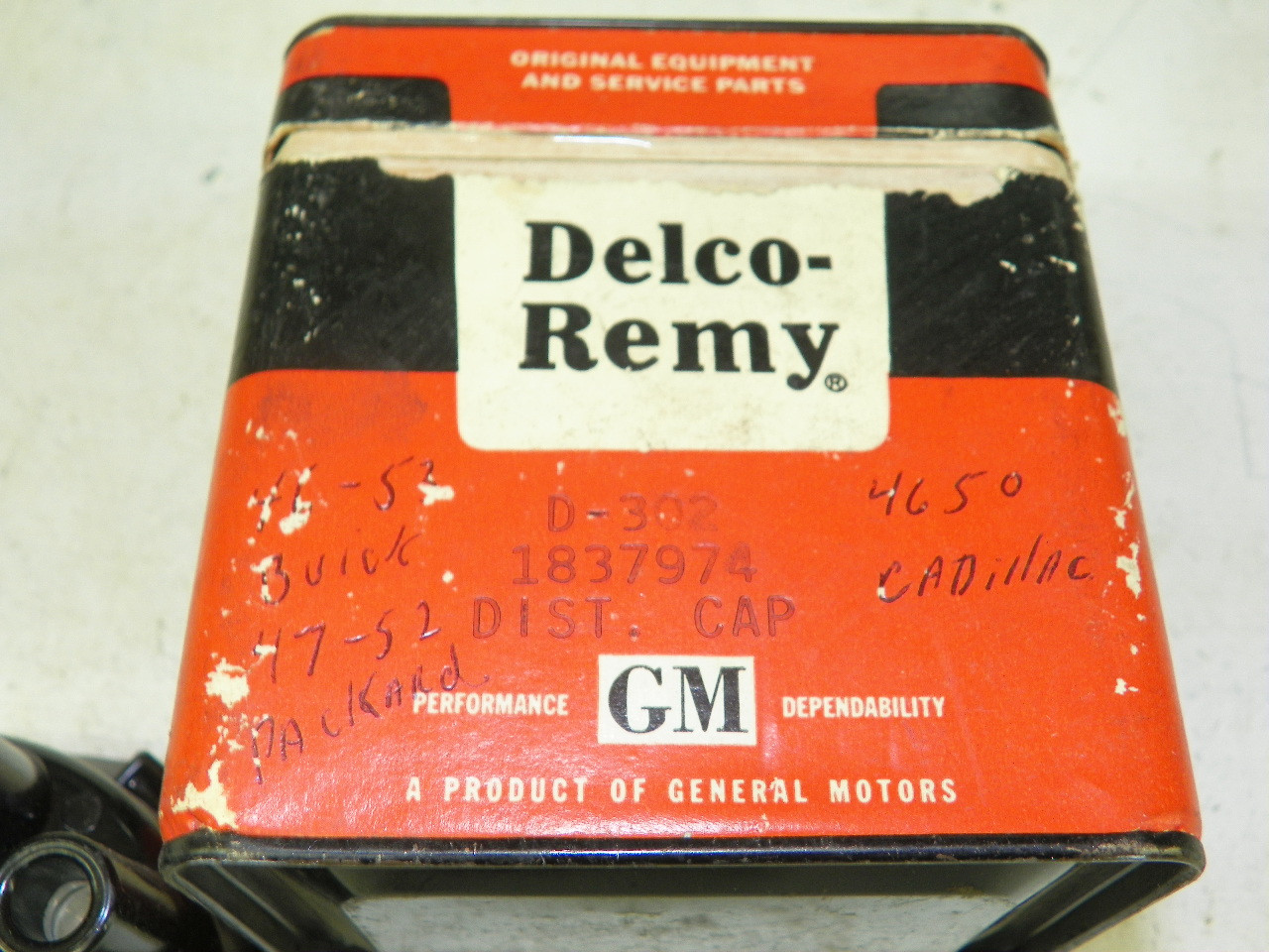 Delco-Remy 1837974 Distributor Cap for 1941-1950 Oldsmobile V8 restoration. - Image 2