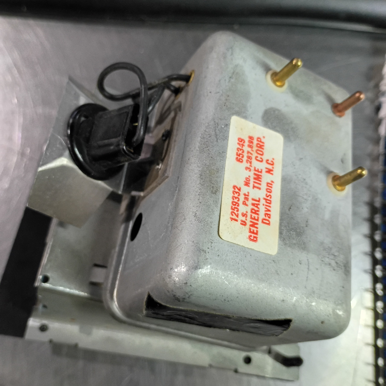 General Time 1259332 Clock Assembly for vintage auto restoration. - Image 4