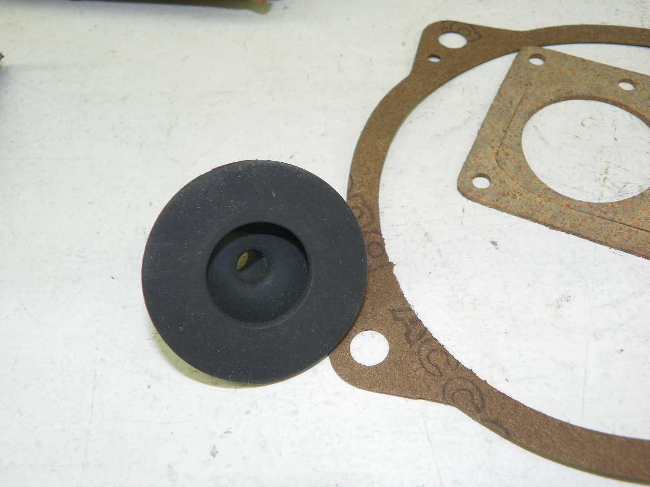 AMC 3200419 Carburetor Repair Kit for American Motors restoration - Image 4