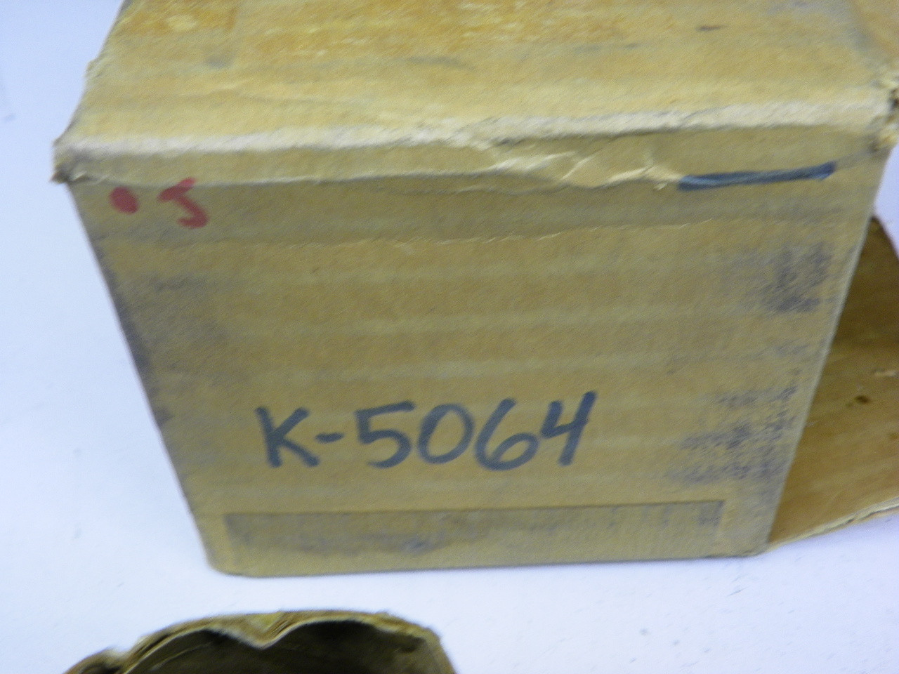 Carlson K-5064 Upper Ball Joint Assembly for 1961-1964 Cadillac Right Side restoration. - Image 3