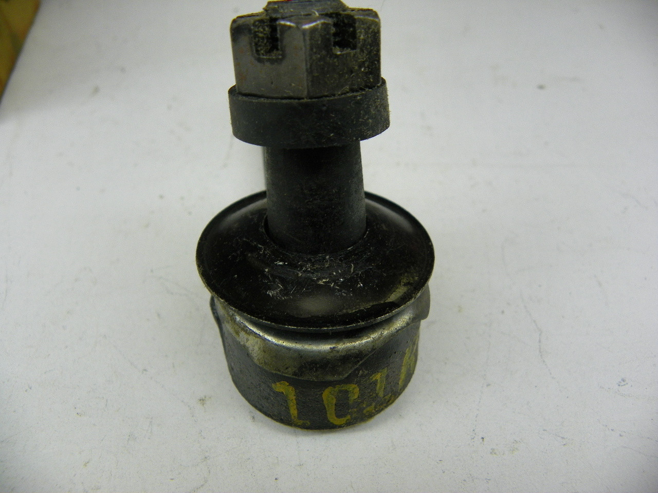 Sealed Power TE-101 R Tie Rod End for 1937-1940 Buick Right Outer restoration. - Image 5