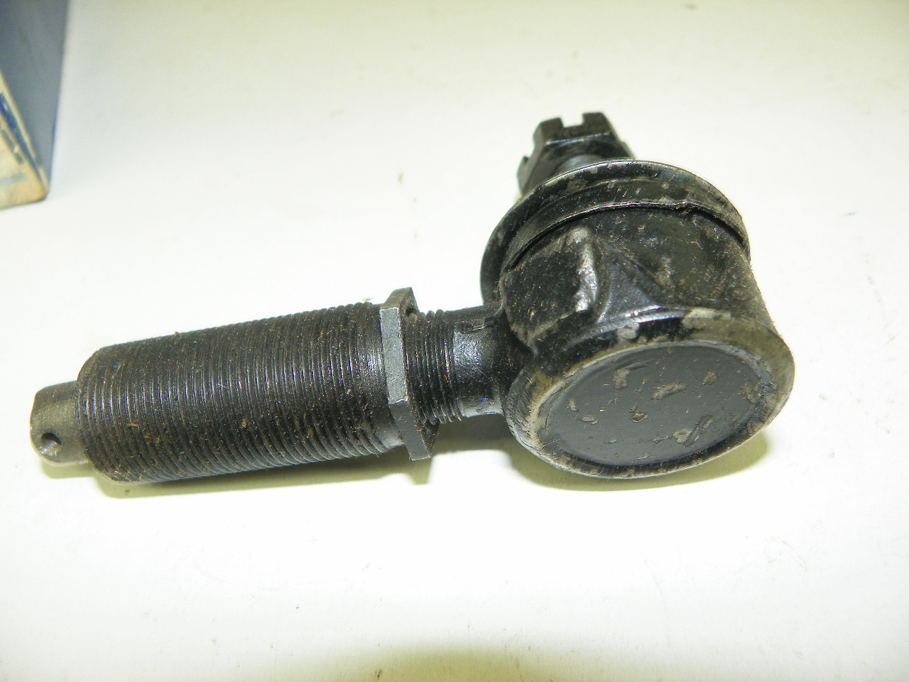 McQuay-Norris ES-71R Tie Rod End for 1938-1952 Buick Model 40 50 60 70 90 Right Outer restoration. - Image 7