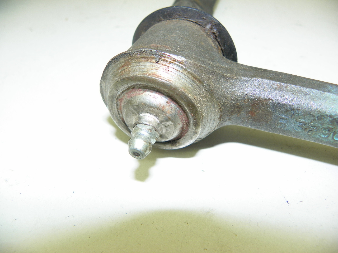 McQuay-Norris FA-971 Idler Arm for 1974-1977 GM B-Body X-Body steering restoration. - Image 5