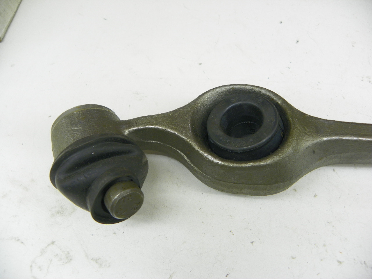 McQuay-Norris K-8421 Lower Ball Joint with Arm for 1984-1991 Ford Mercury restoration. - Image 5