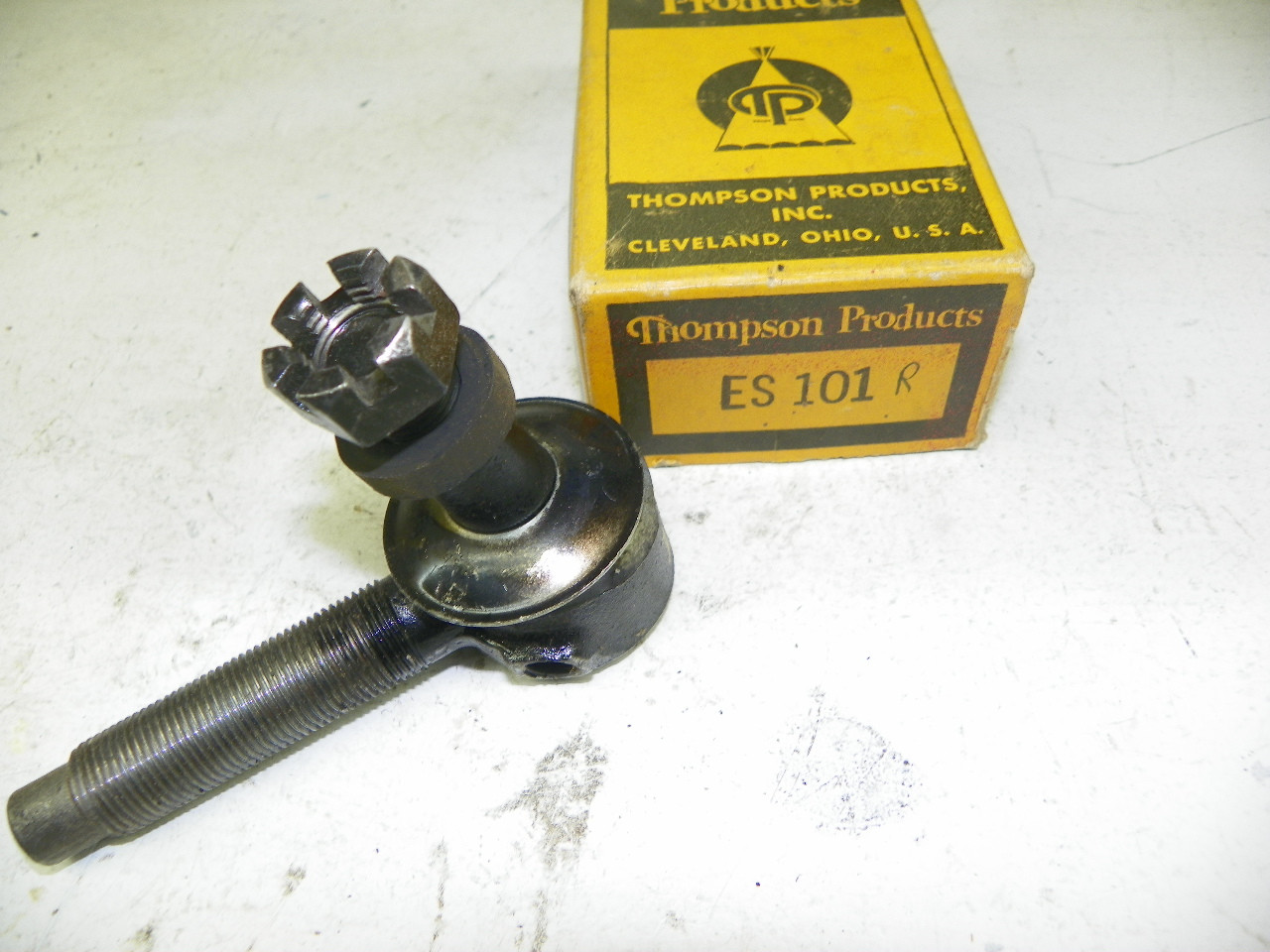 Thompson Products ES101R Right Outer Tie Rod End for 1937-1940 Buick Model 40 60 80 90 restoration. - Image 1