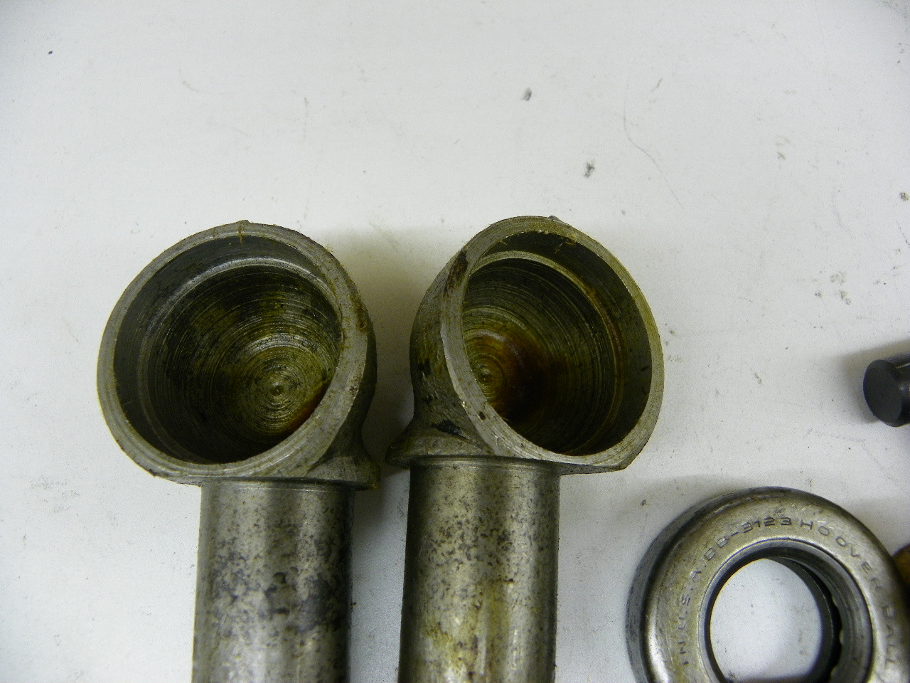 Moog 8241B King Pin Set NORS for vintage auto restoration. - Image 5