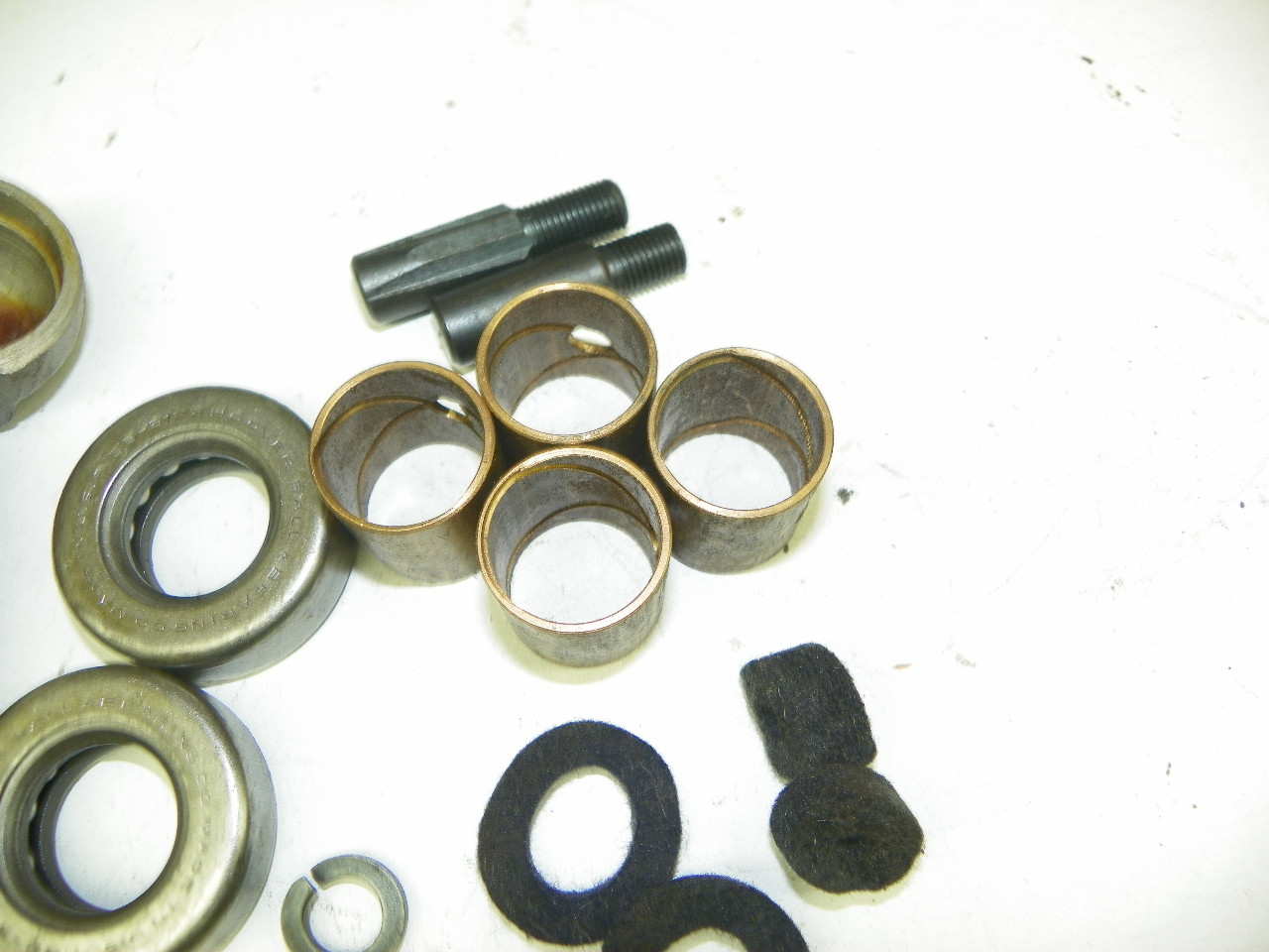 Moog 8241B King Pin Set NORS for vintage auto restoration. - Image 6