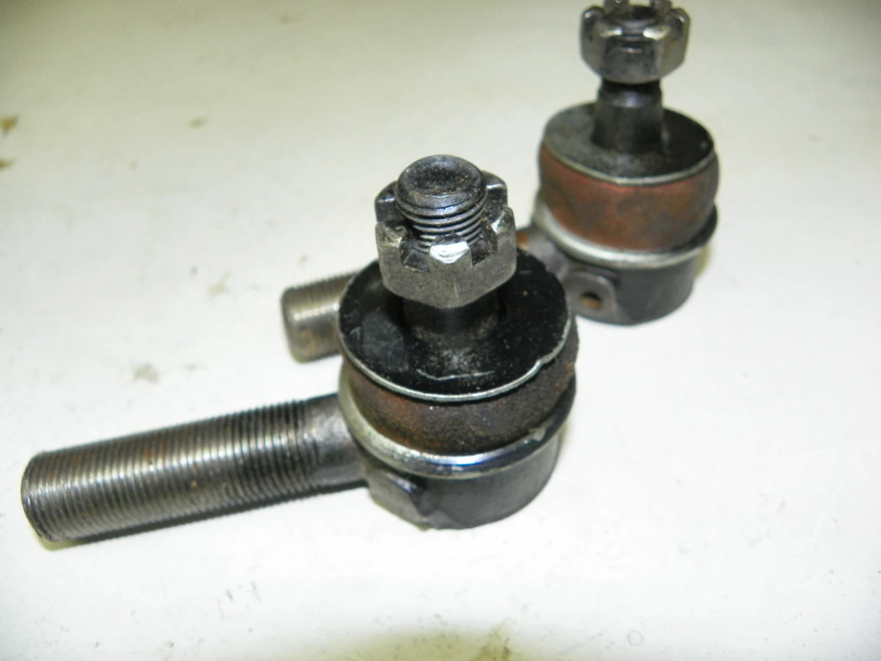 McQuay-Norris ES-108R EL-108L Outer Tie Rod End Pair for 1938-1940 Studebaker 9A 10A 4C 5C restoration. - Image 6