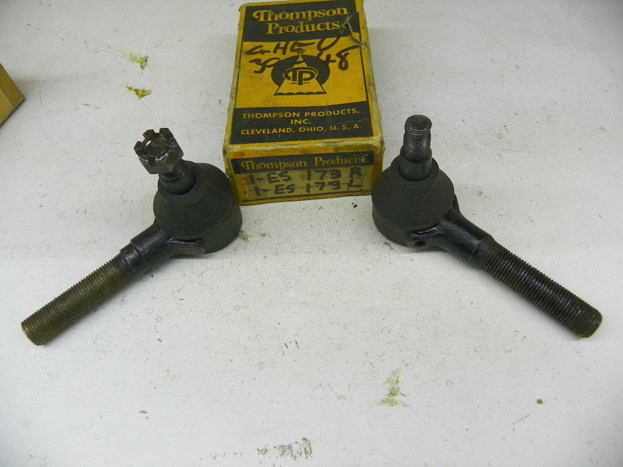Thompson ES-173R & ES-173L Tie Rod End Pair for 1939-1962 Chevrolet & Corvette restoration. - Image 1