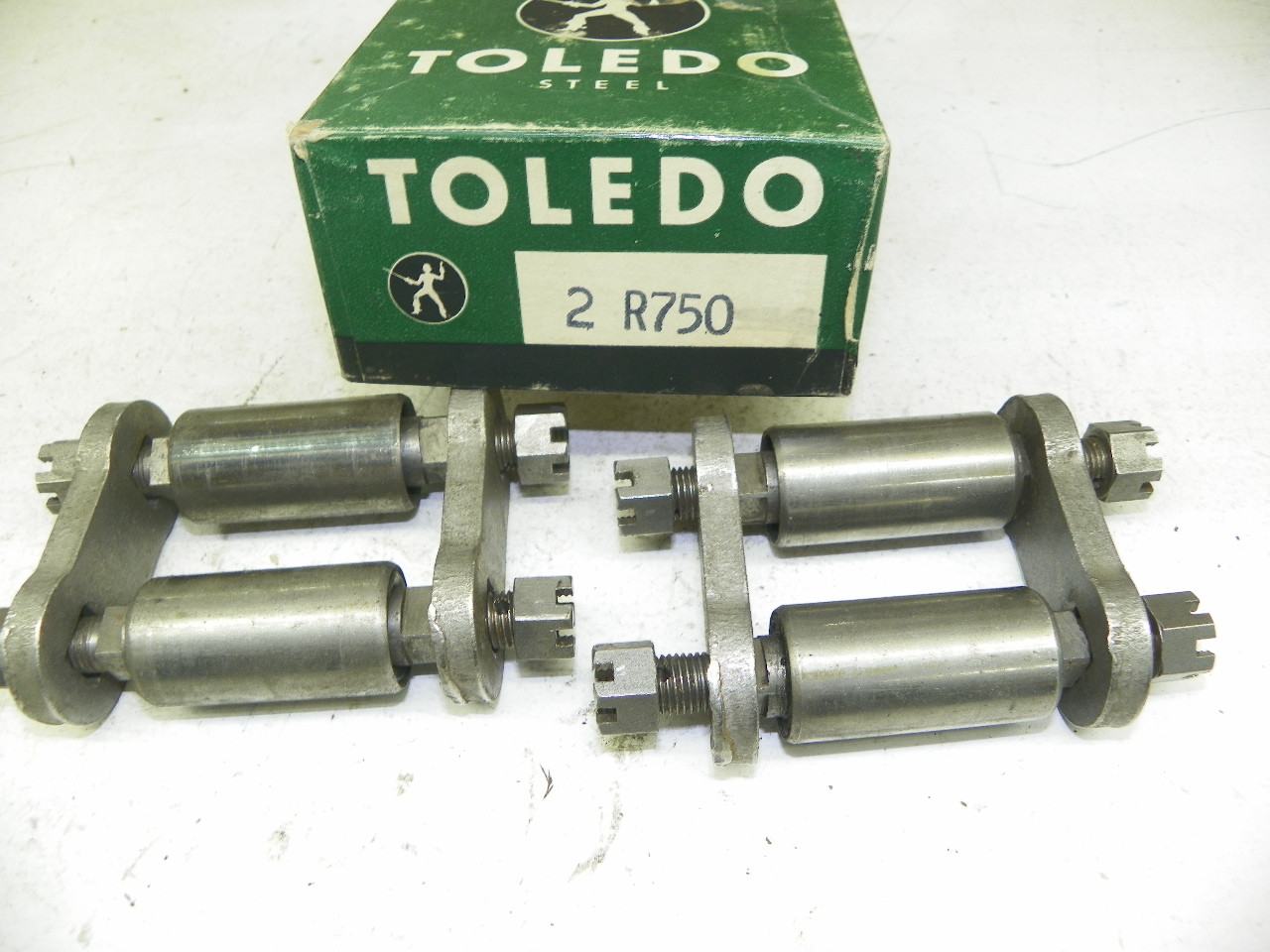 Toledo Steel 2R750 Spring Shackle Kit for vintage auto restoration - Image 1