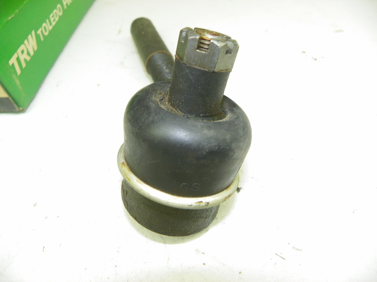 TRW ES306R Right Hand Outer Tie Rod End for 1962-1965 Ford Fairlane Mercury Meteor Power Steering restoration. - Image 4