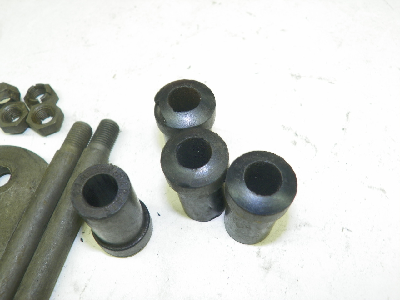 Monmouth HS103 Spring Shackle Kit for 1935 1937-1940 Ford 46 74 78 81A 82A 91A 922A Rear restoration. - Image 5