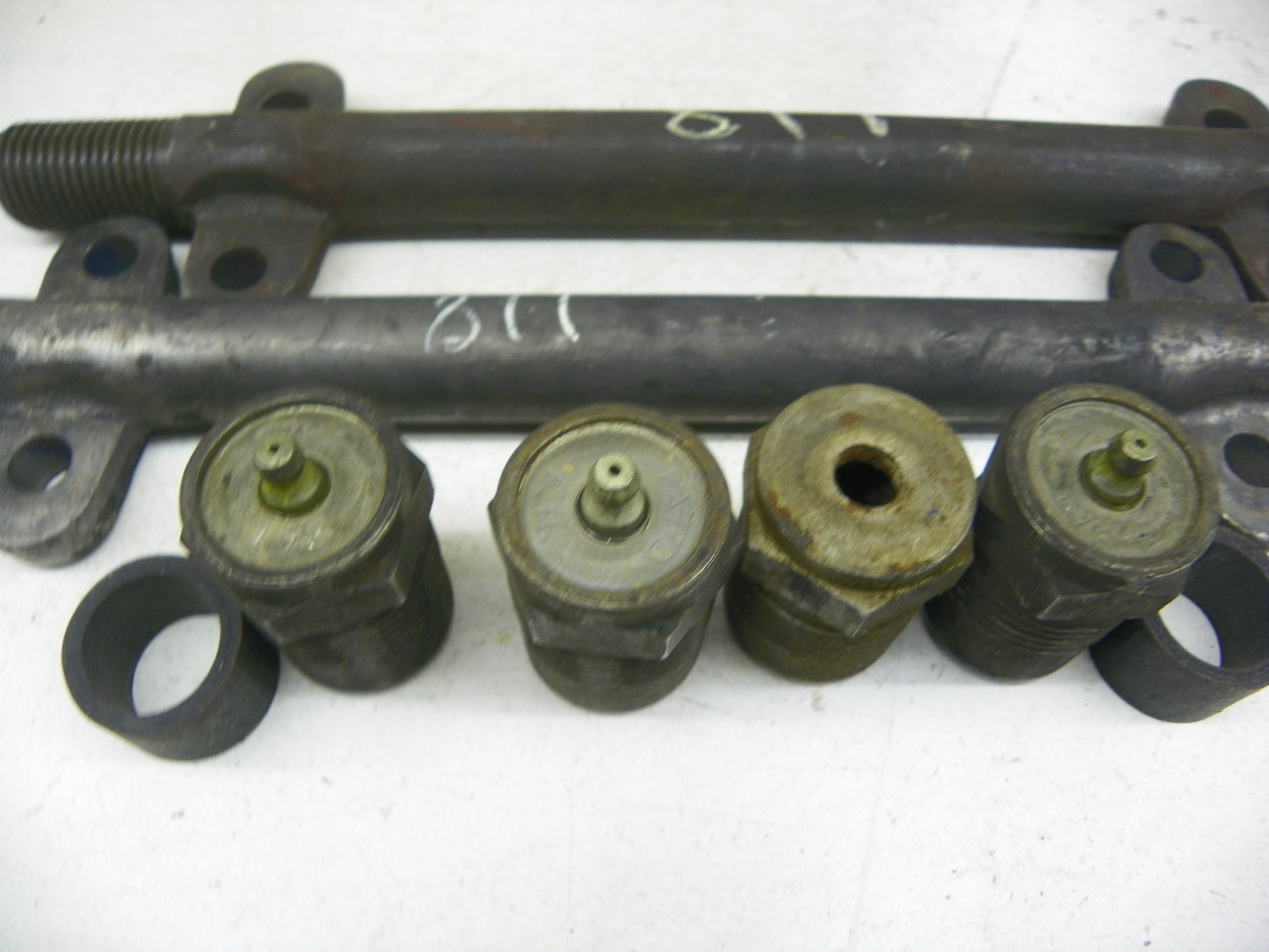 Monmouth KA31 Lower Control Arm Shaft Kit for 1939-1957 Hudson Kaiser Oldsmobile Pontiac Studebaker restoration. - Image 6