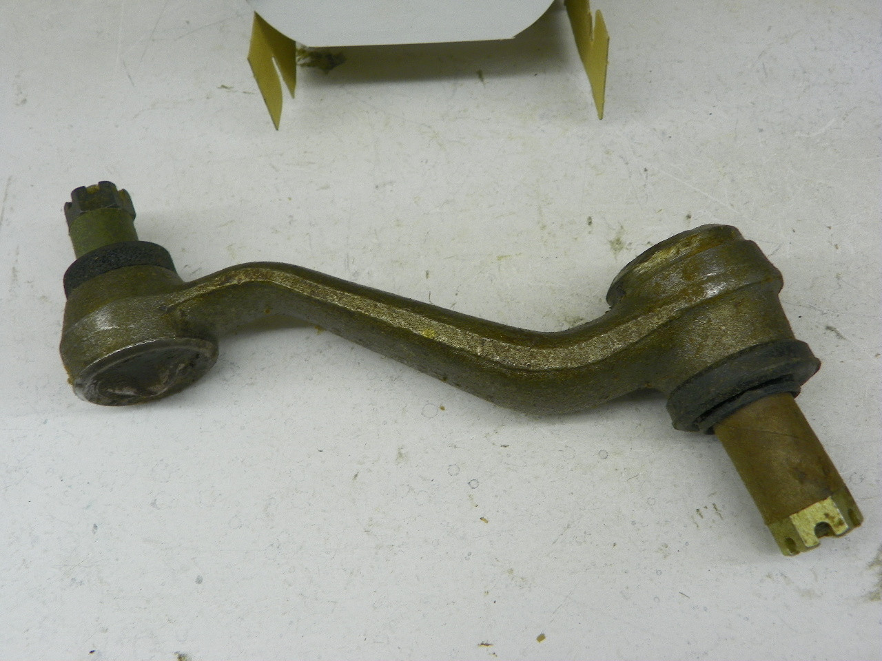 TRW 18735 Idler Arm (Replaces K3086) for 1969-1970 International 1000D Truck steering restoration. - Image 4