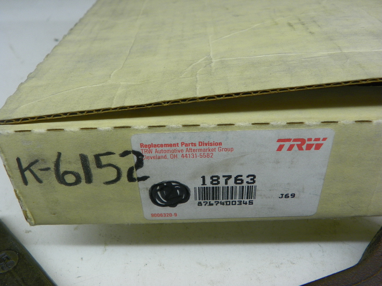 TRW 18763 Idler Arm for 1975-1977 Buick Chevrolet GMC Oldsmobile Pontiac A-Body restoration. - Image 3