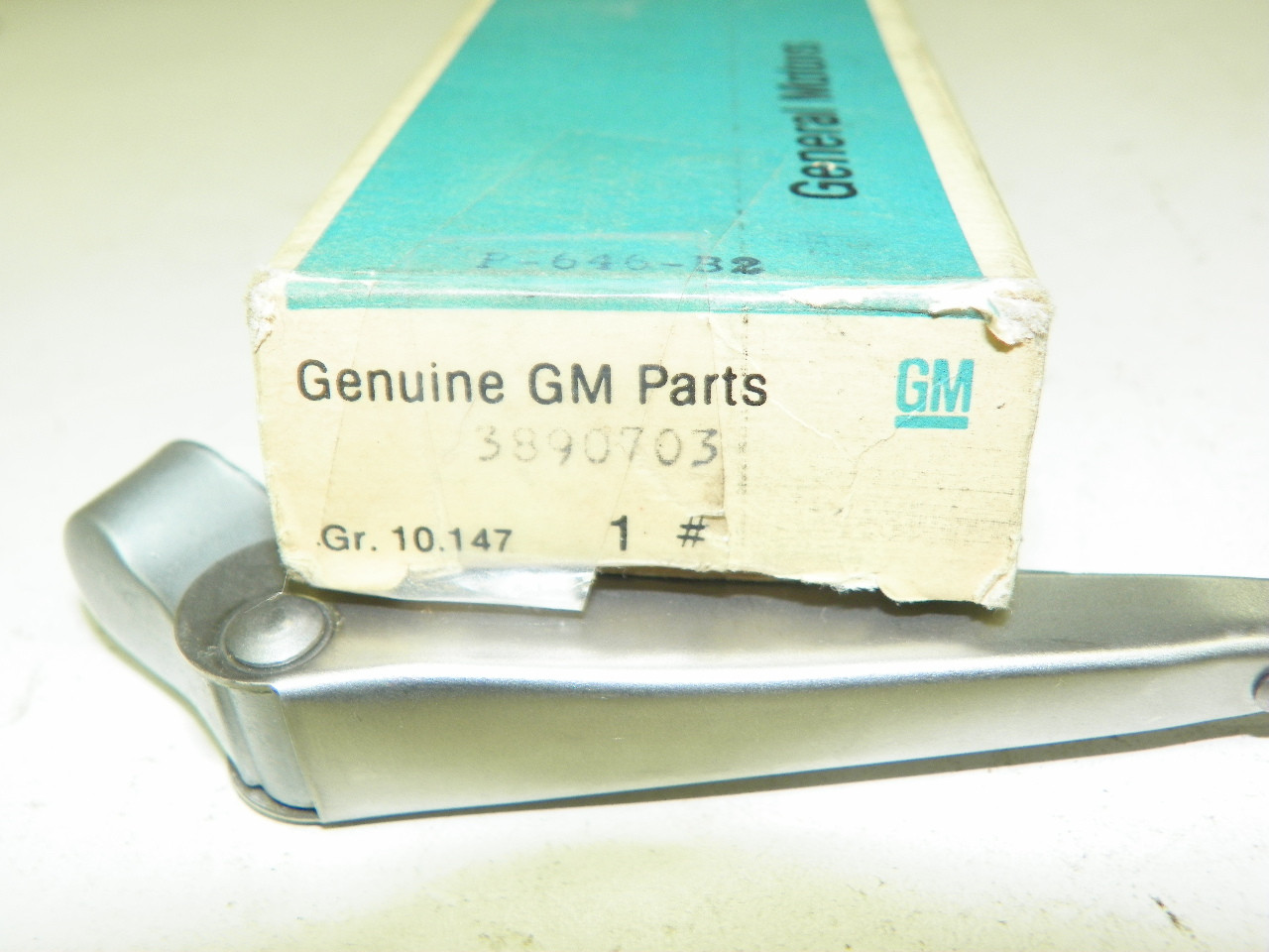 Genuine GM 3890703 Windshield Wiper Arm for 1960-1966 Chevrolet GMC Truck restoration. - Image 2