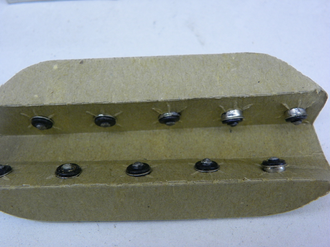 GE 328 Lamps for vintage auto electrical system restoration - Image 3
