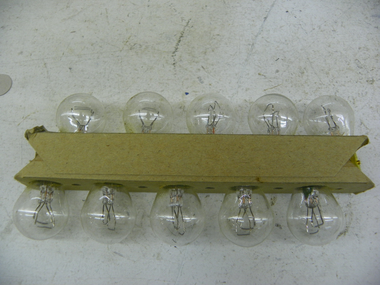 AC Guide L1157 Miniature Lamp Bulb NOS 12V 32/3 CP 10-Pack for vintage auto. - Image 4