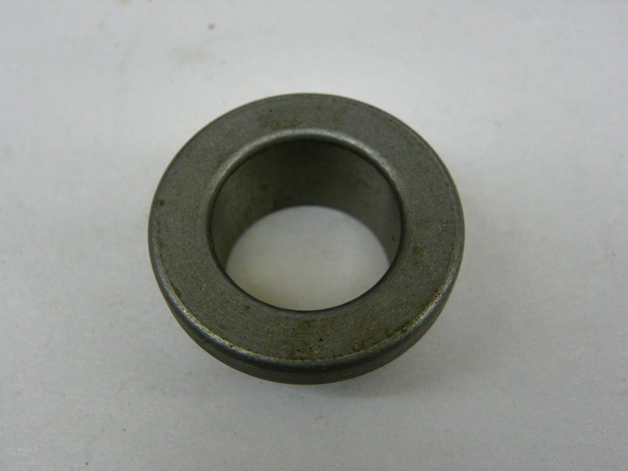 CJB 525 Cone Bearing NOS for vintage auto restoration - Image 4