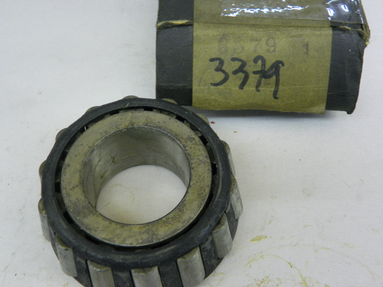 Vintage 3379 Tapered Roller Bearing NOS for classic car restoration. - Image 1