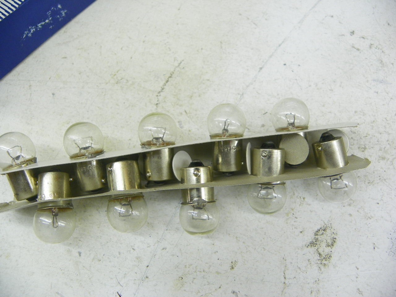 Wagner 97 Miniature Lamp Bulb for vintage automotive restoration. - Image 3