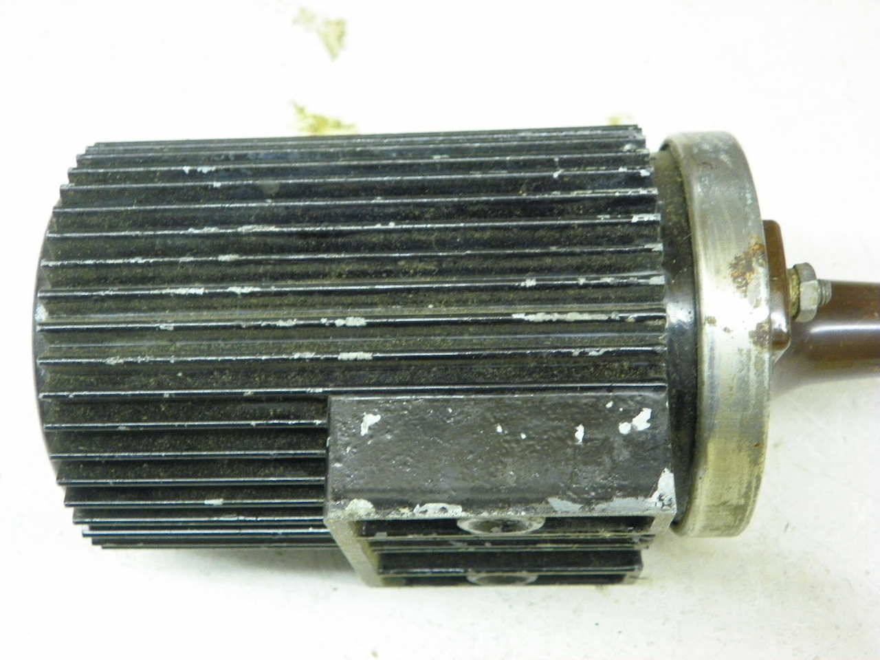 Delco-Remy 1115226 Ignition Coil for 1937-1955 GM Cars Trucks 6V restoration. - Image 4
