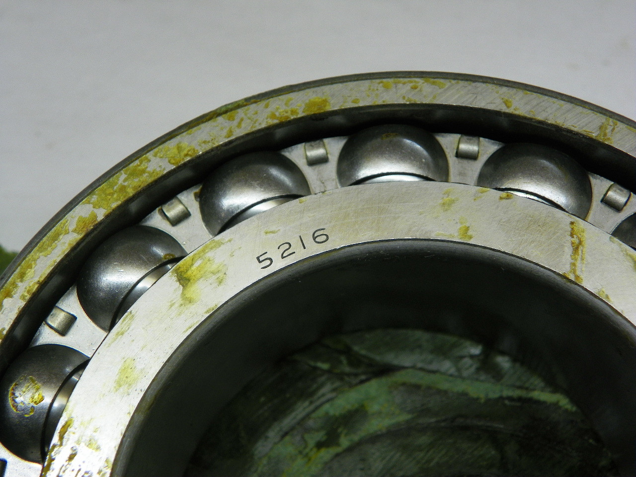 New Departure 5216 Ball Bearing NOS for vintage auto restoration. - Image 5